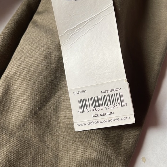 NWT BB Dakota trench coat - Picture 3 of 10